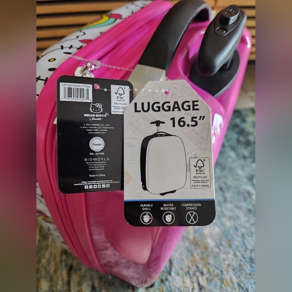 Hello Kitty Small Rolling Luggage Wheeled Roller Bag Personal Item NWT - Picture 5 of 7